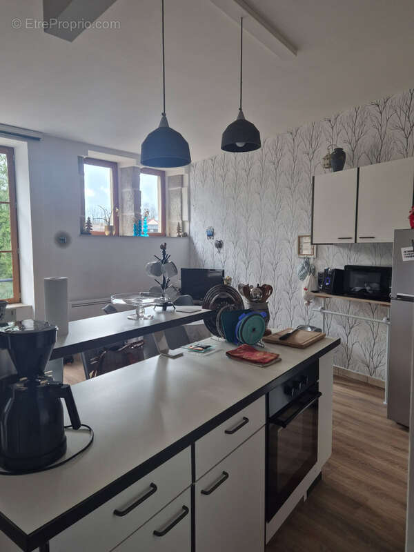 Appartement à CONTREXEVILLE