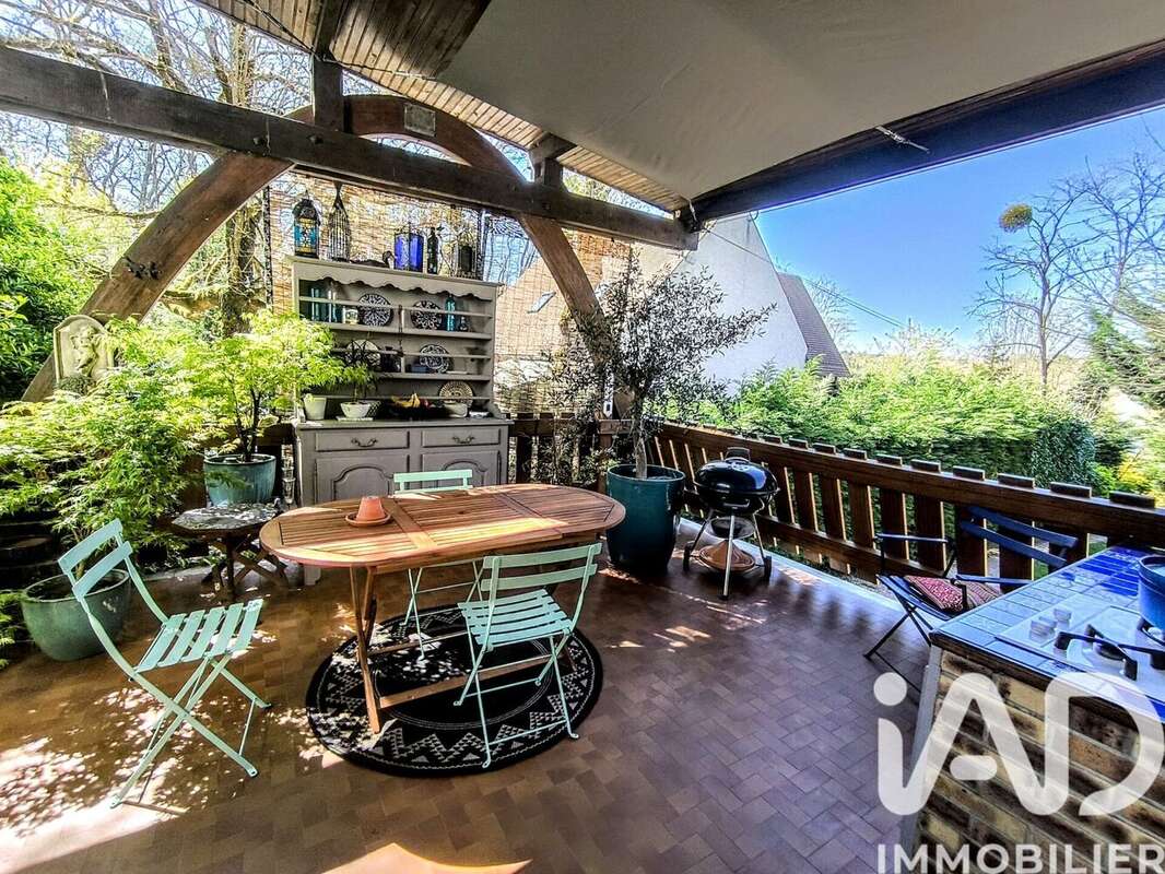 Photo 3 - Maison à SAINTRY-SUR-SEINE