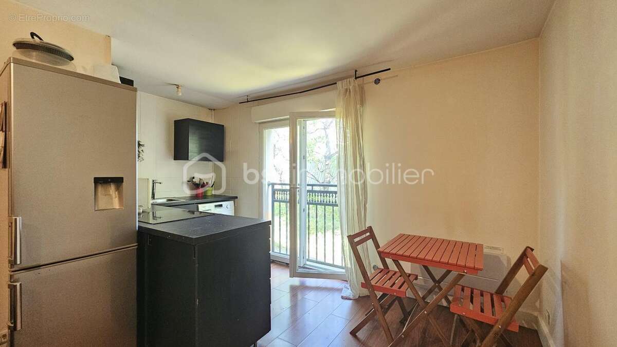 Appartement à CLICHY-SOUS-BOIS