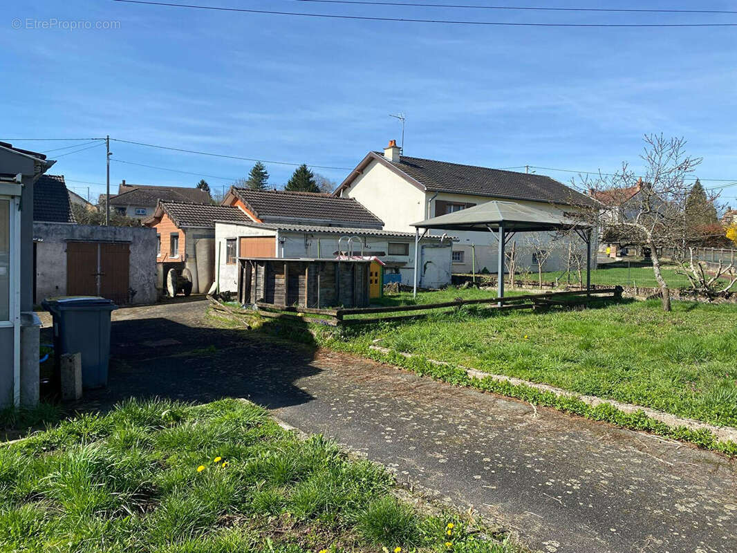 Maison à MONTCEAU-LES-MINES