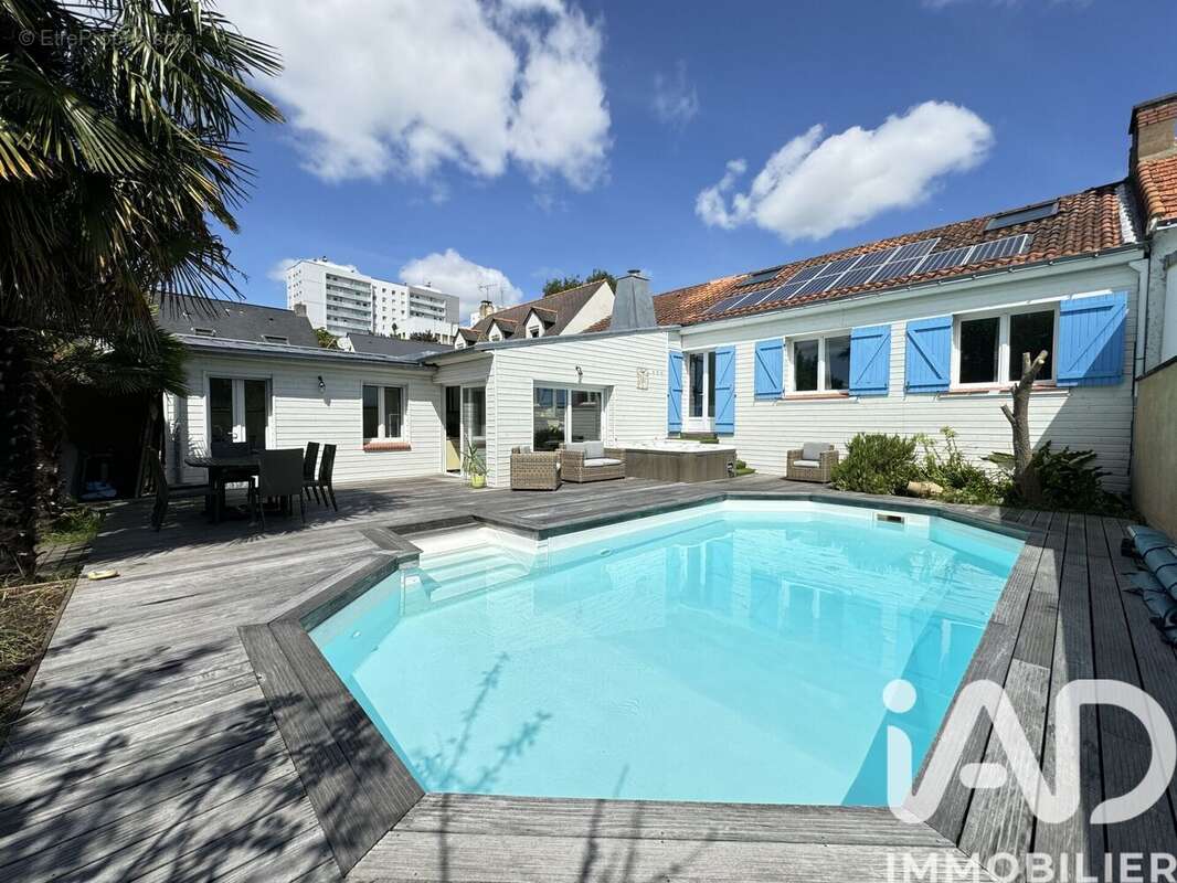 Maison 160 m² à Saint-Herblain  - photo 2