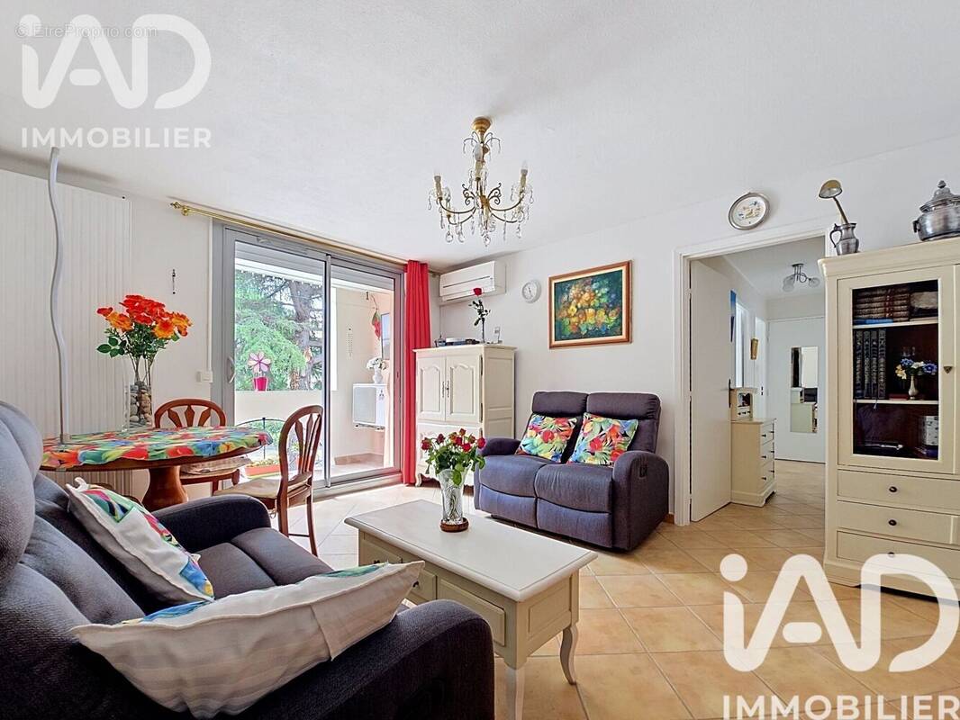 Photo 1 - Appartement à FREJUS