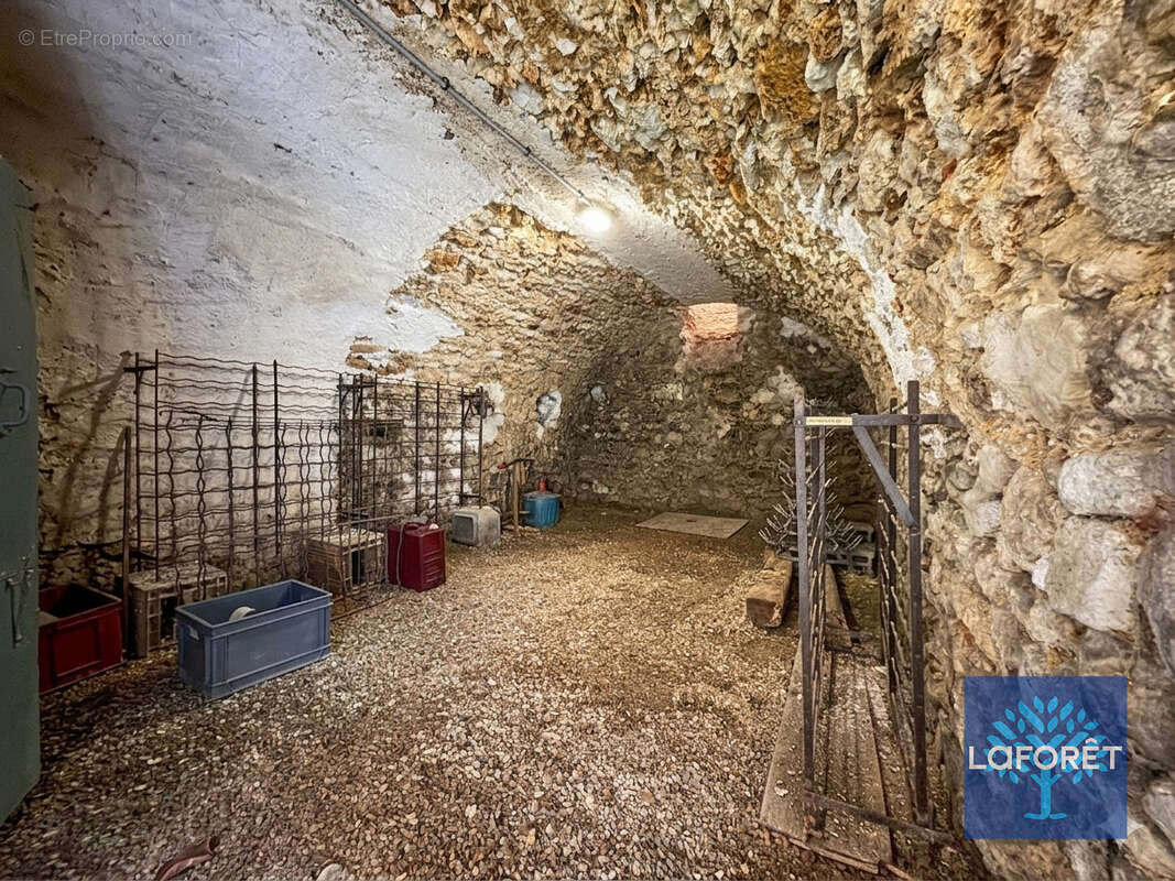 Maison à CHILLY-MAZARIN