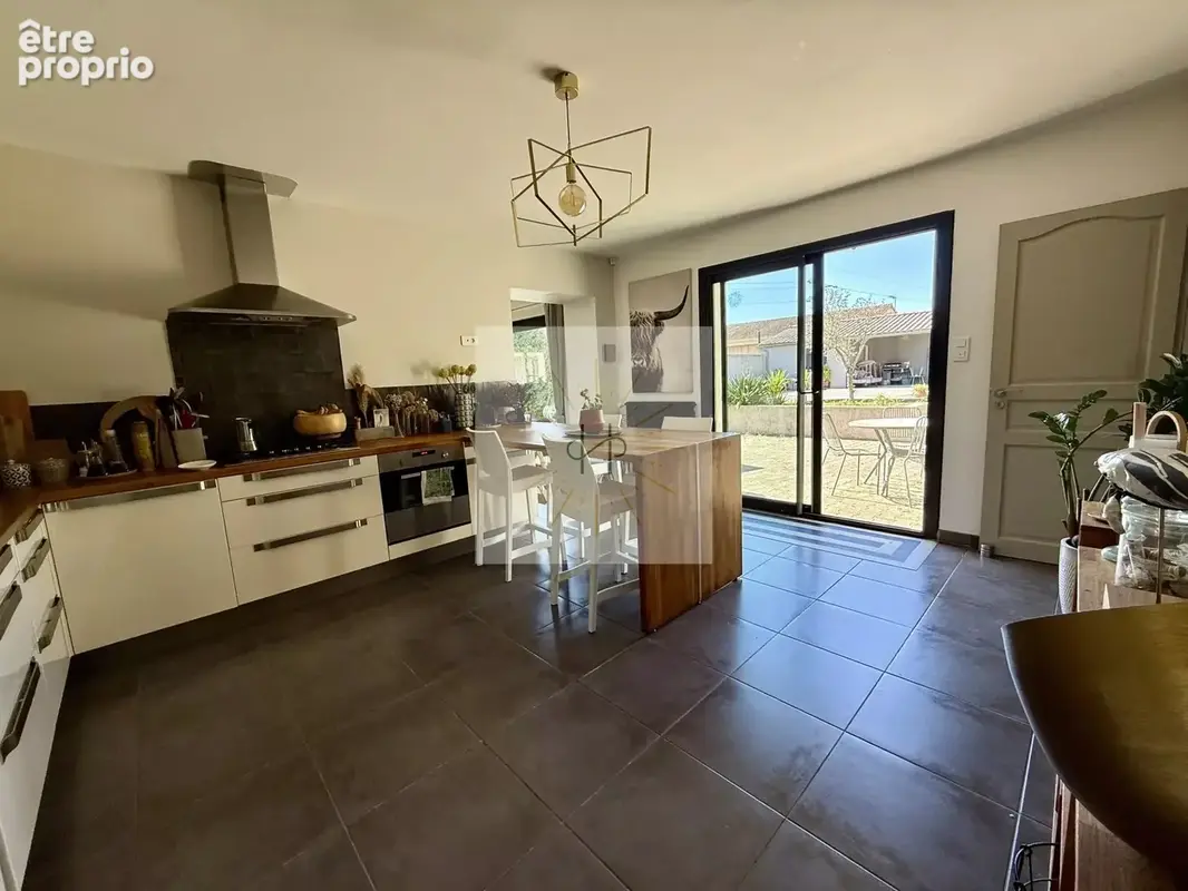 Maison 175 m² à Montelimar  - photo 2