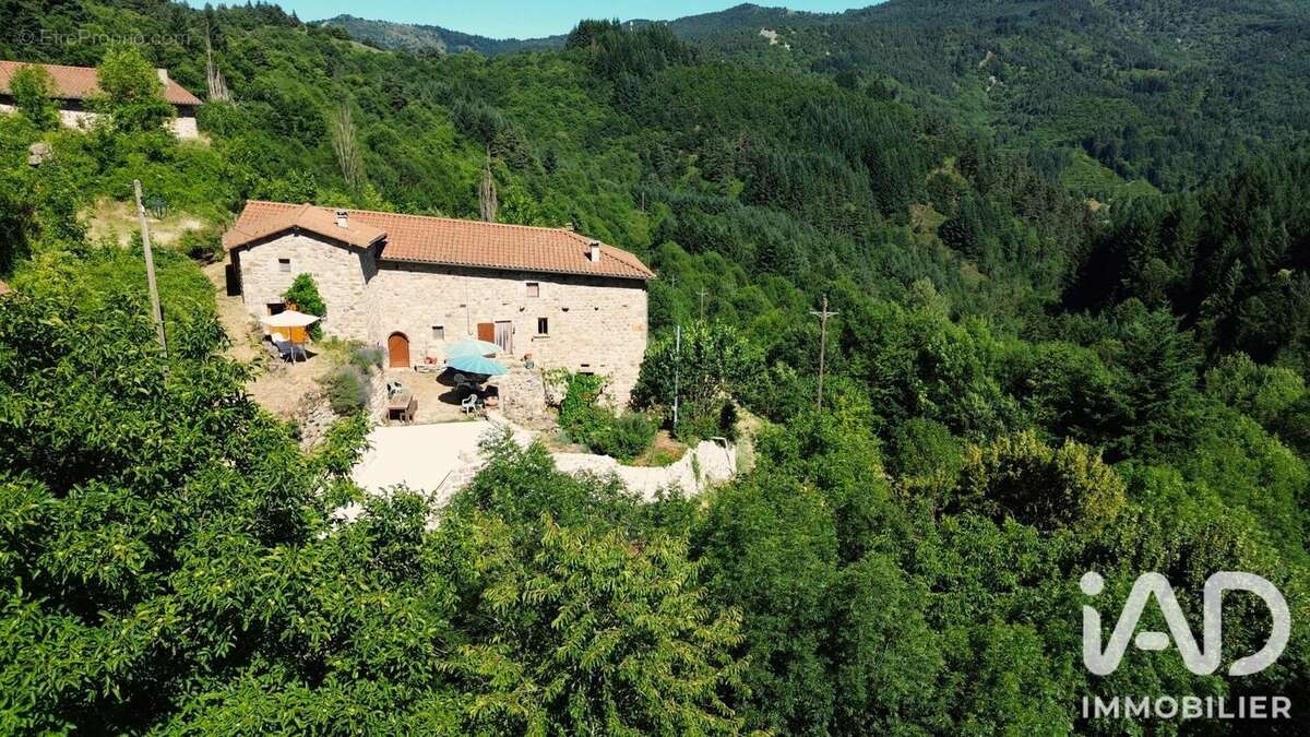 Maison 185 m² à Dornas  - photo 2