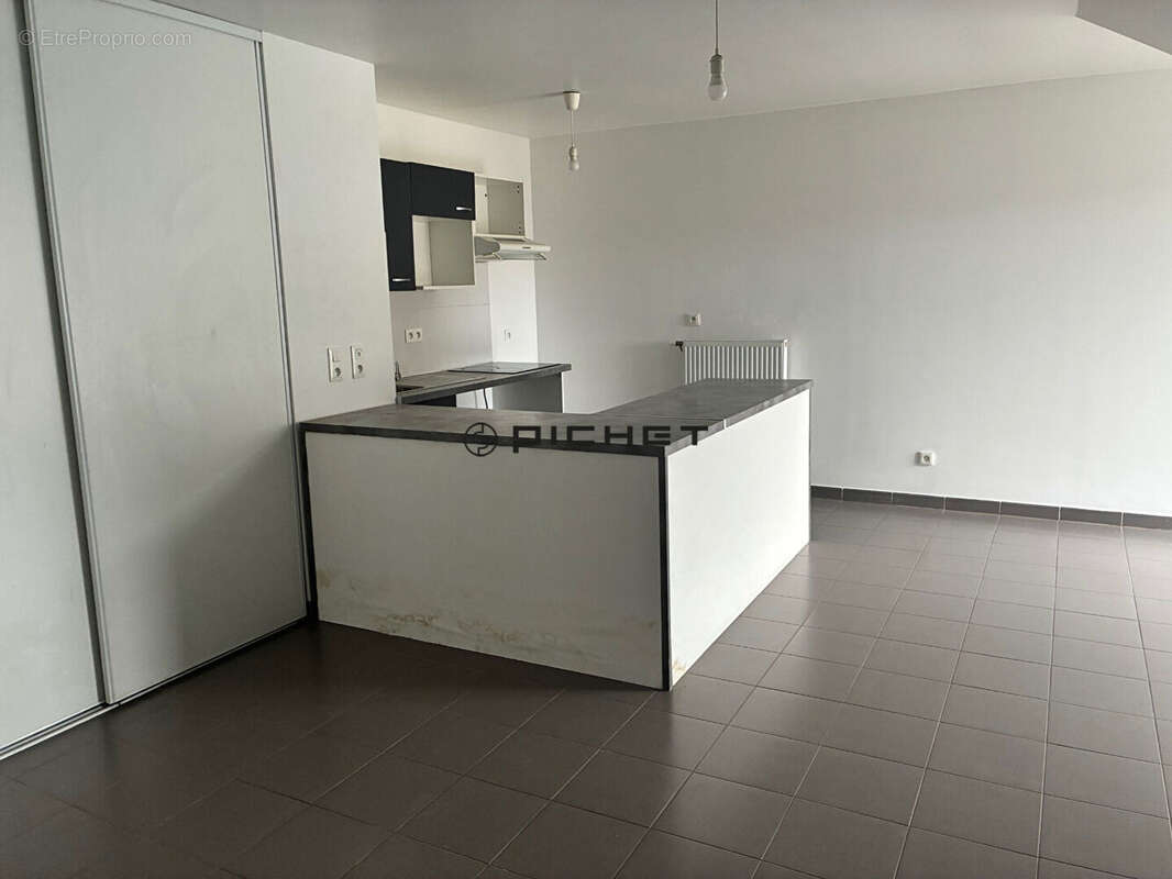 Appartement à DOURDAN