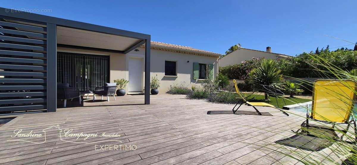 VILLA T4 de plain pied, non mitoyenne, sitée à deux pas du village - photo 2