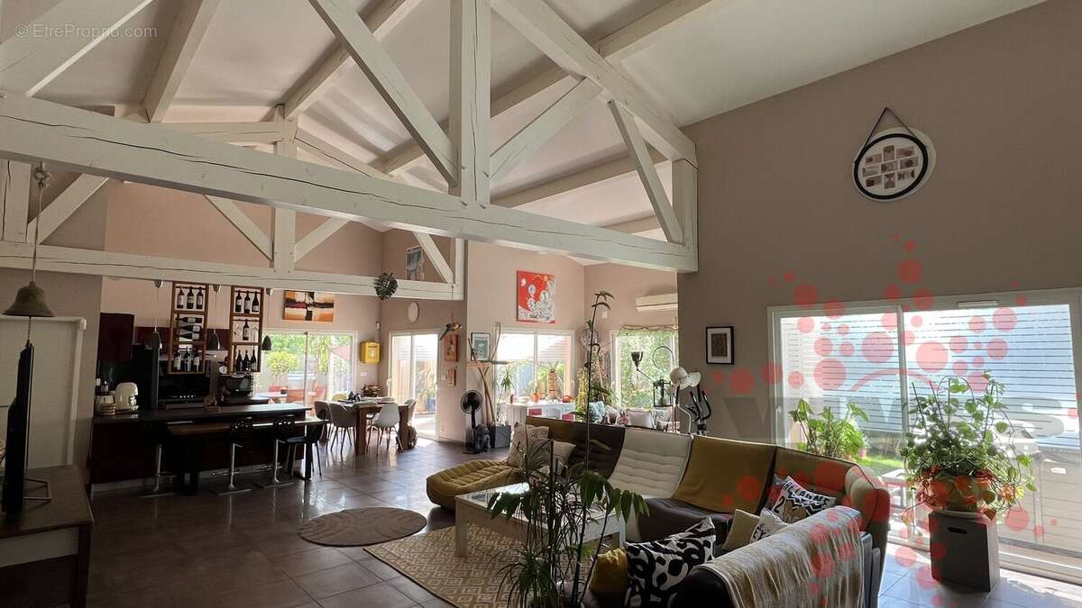 Villa d'architecte 140m² de plain-pied avec terrasse et spa - photo 3