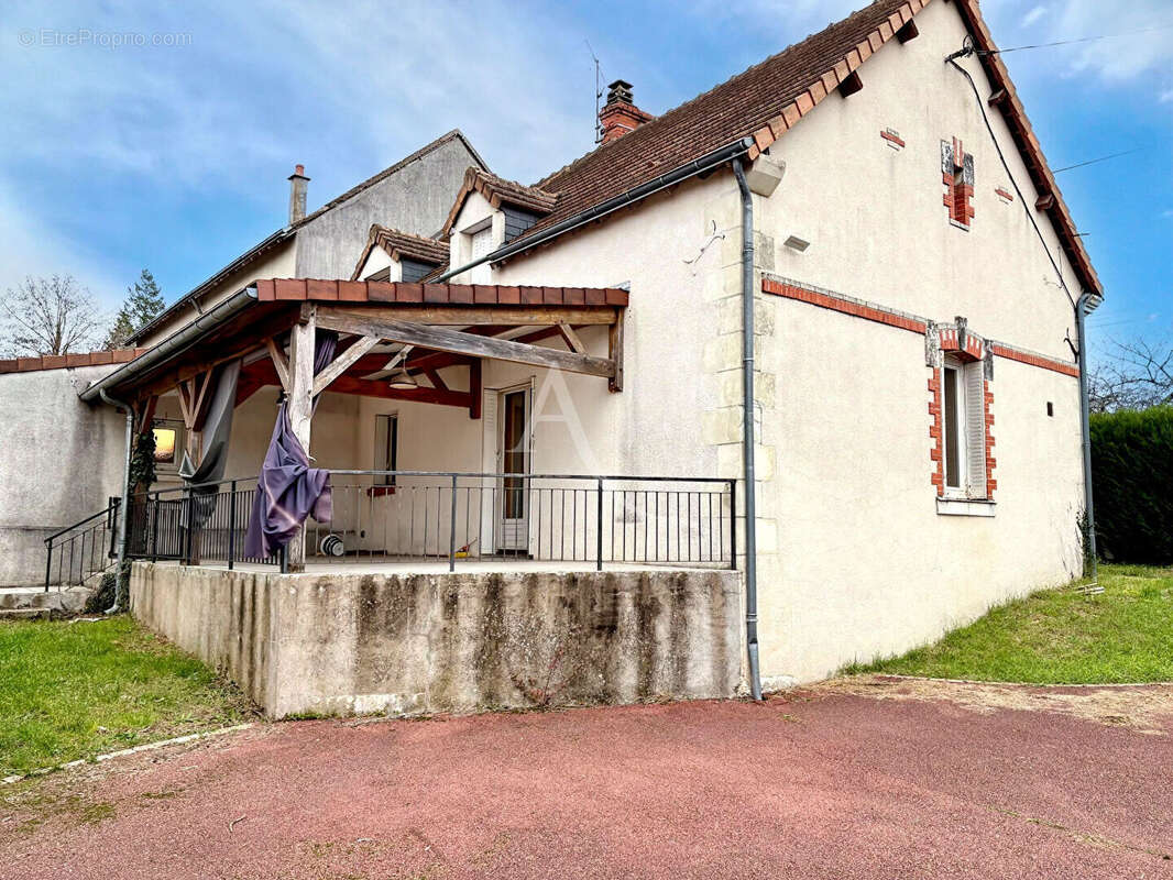 Maison à THESEE