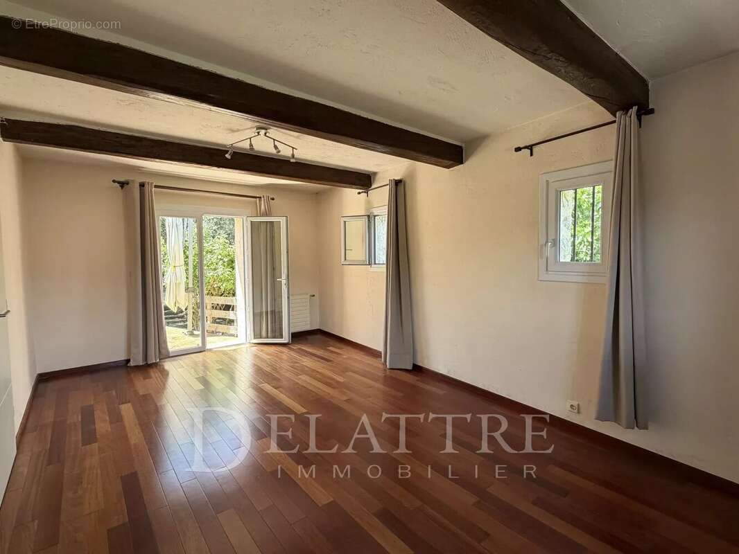 Maison à LE ROURET