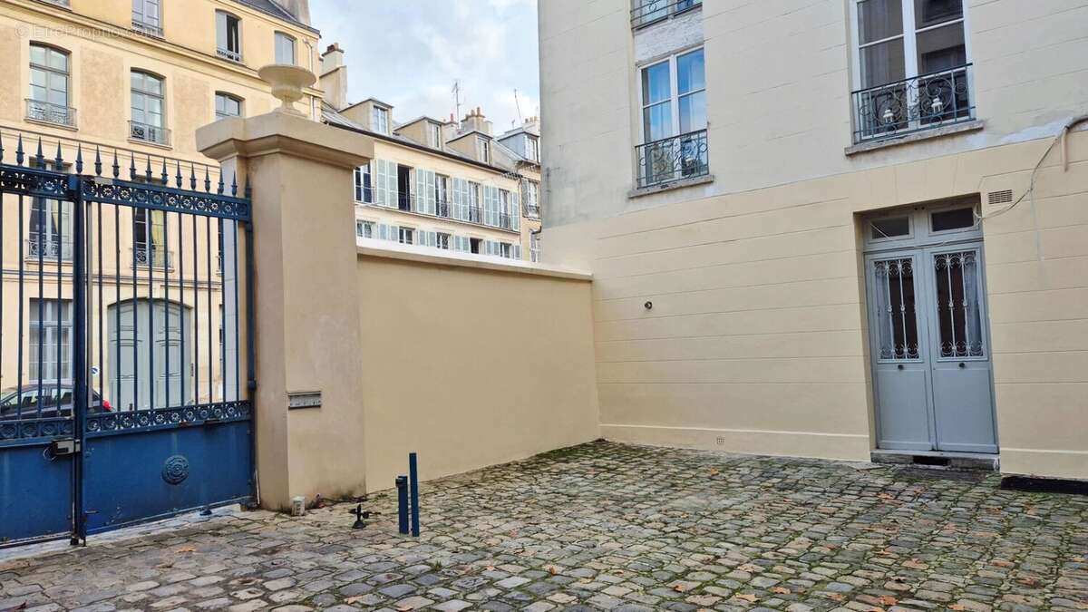 Appartement à VERSAILLES