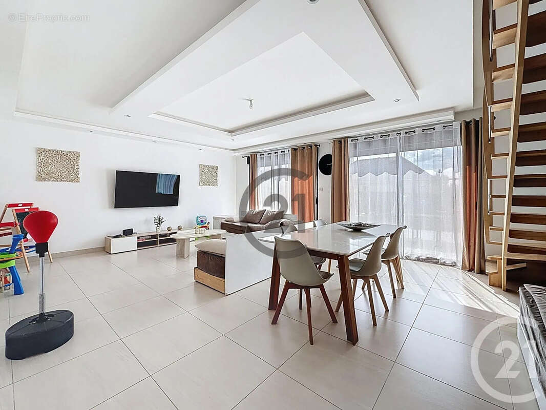 Maison à CRENEY-PRES-TROYES