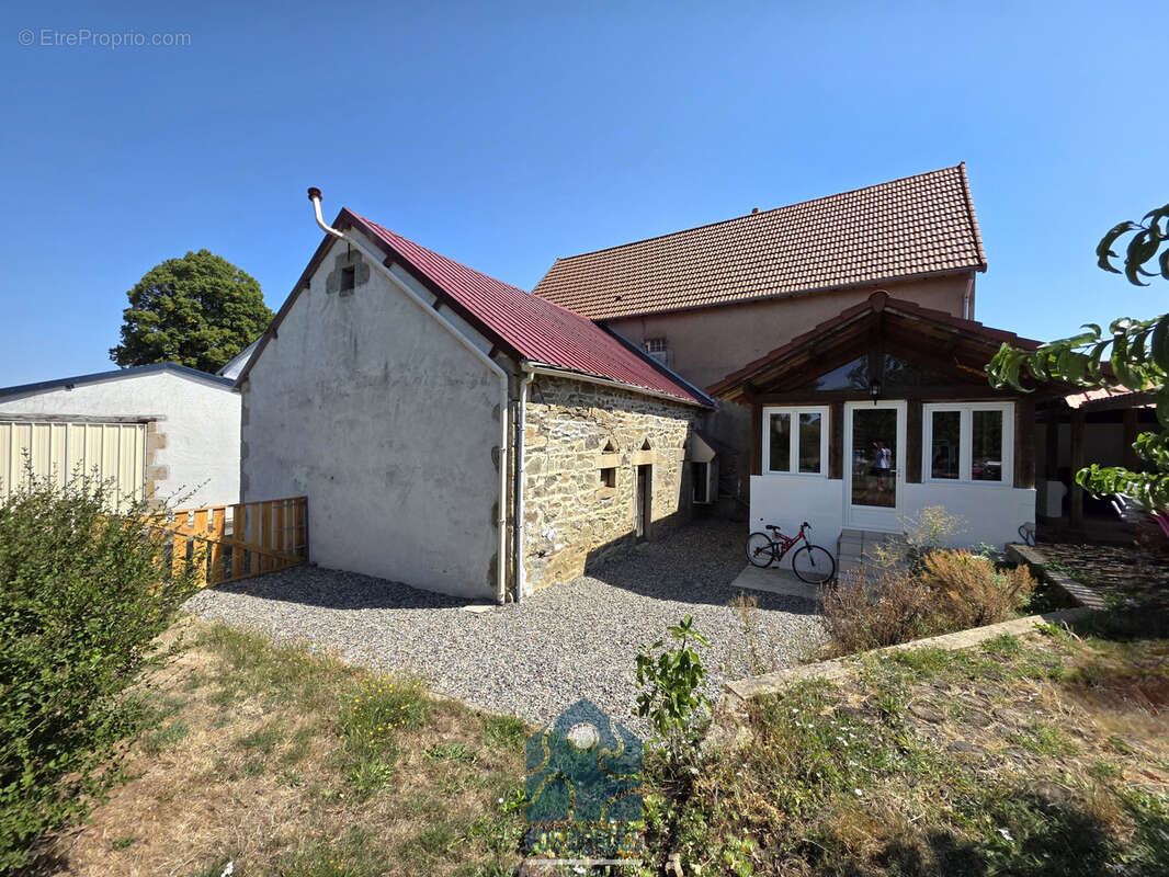 Maison individuelle 5 pièces avec cave, grange, combles aménageables et terrain - photo 16