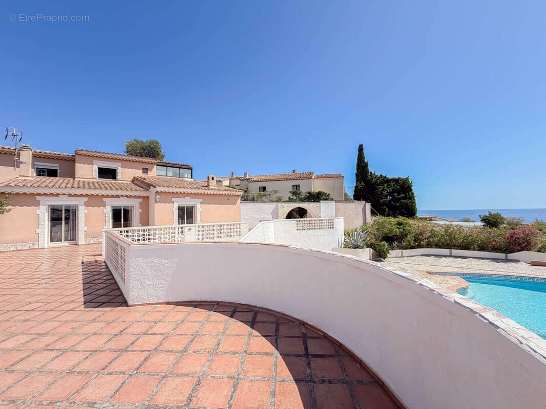 Maison à SAUSSET-LES-PINS