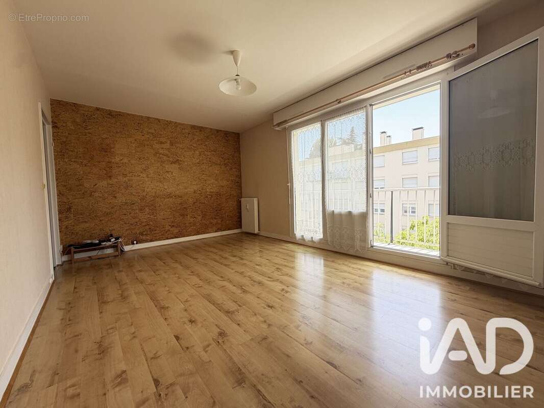 Photo 2 - Appartement à BRETIGNY-SUR-ORGE