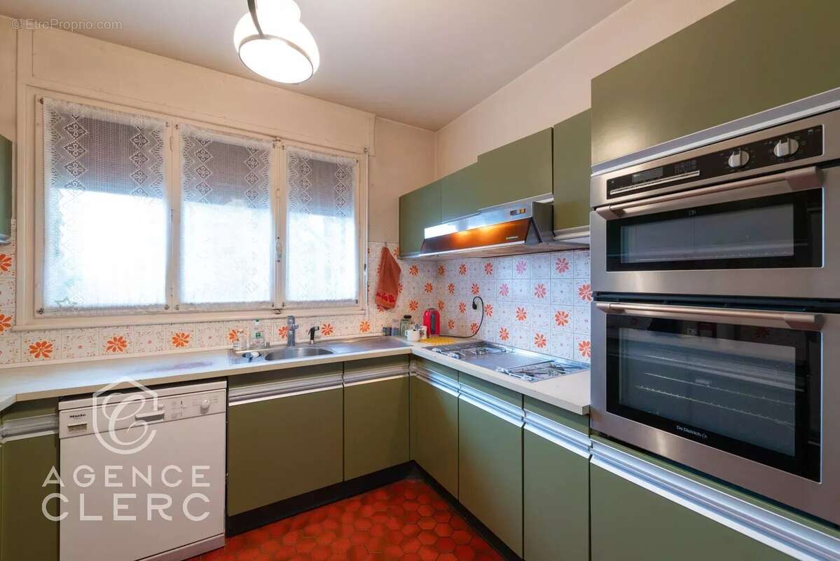 Maison à VEYRIER-DU-LAC