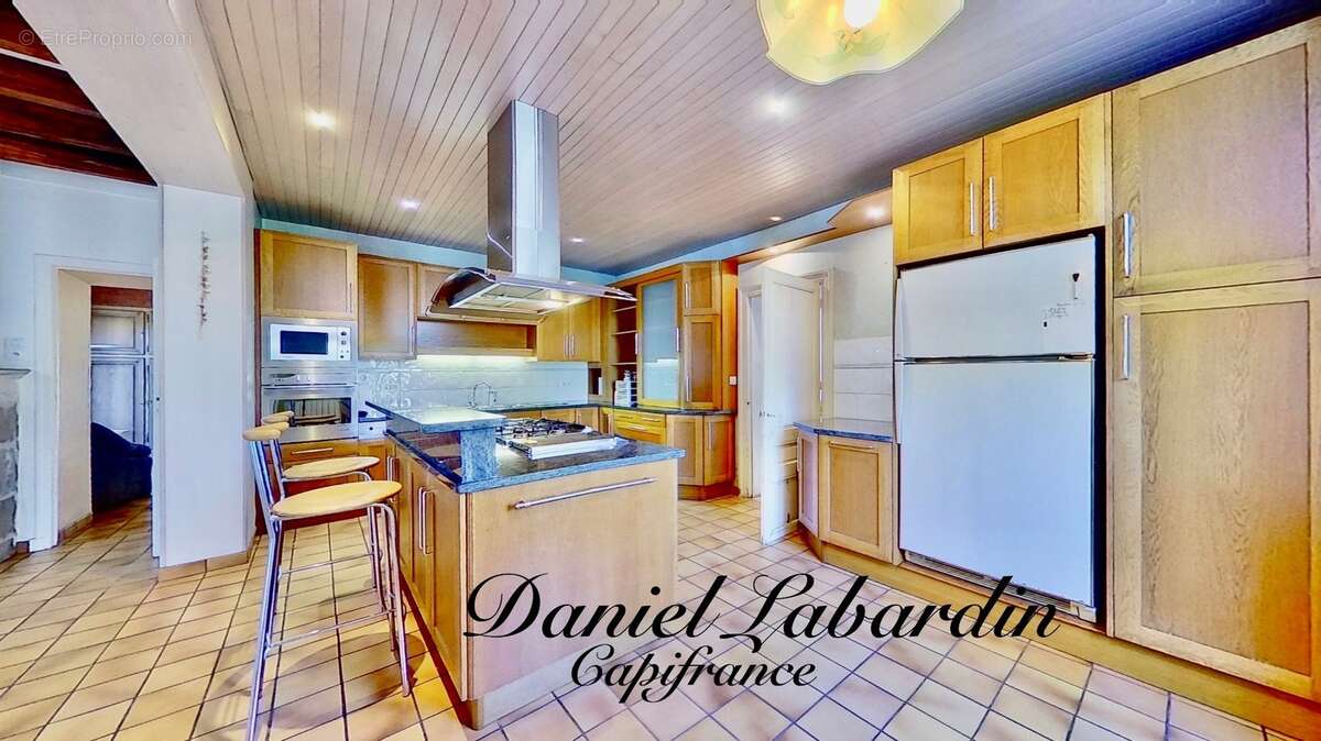 Maison individuelle avec 5 chambres - piscine - garage - séchoir à MARMANDE (47) - photo 4