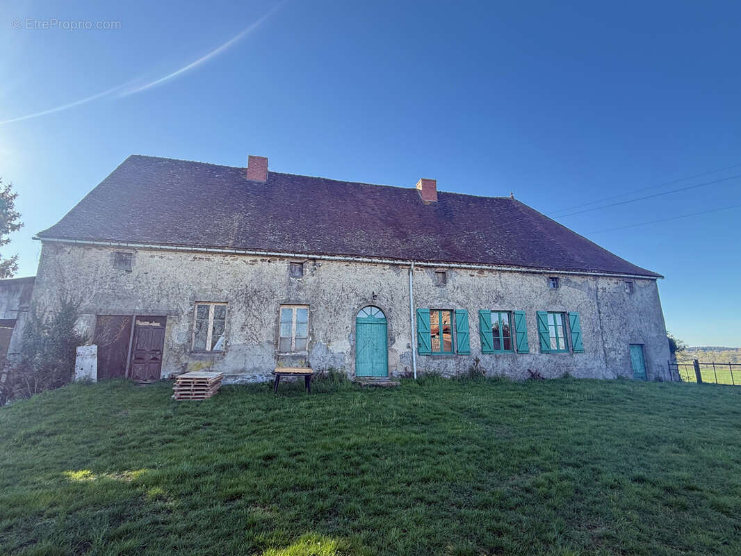 Maison à ARS-LES-FAVETS