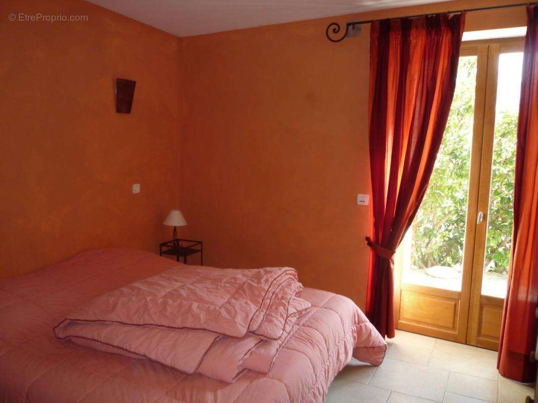 Maison à BUIS-LES-BARONNIES