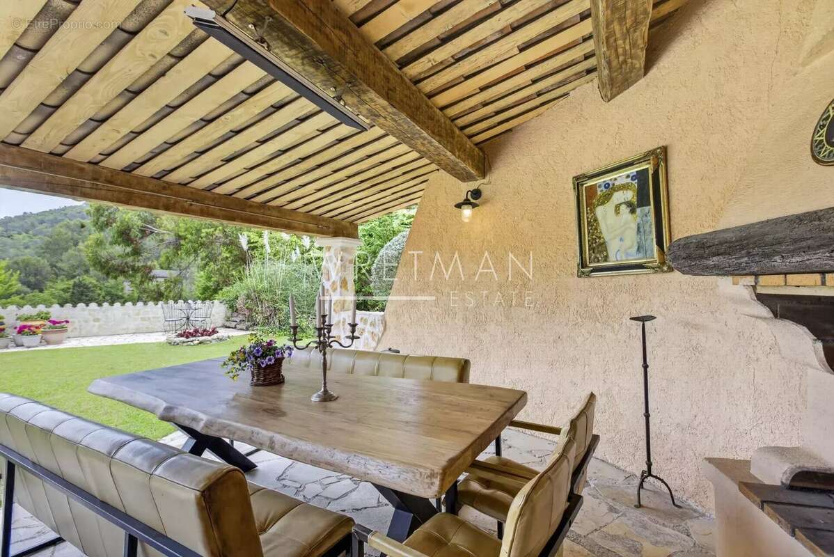 Maison à LE BAR-SUR-LOUP
