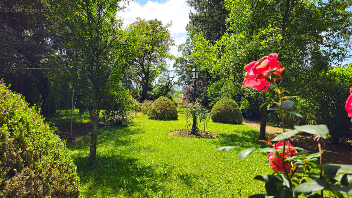 Maison à LA COTE-SAINT-ANDRE