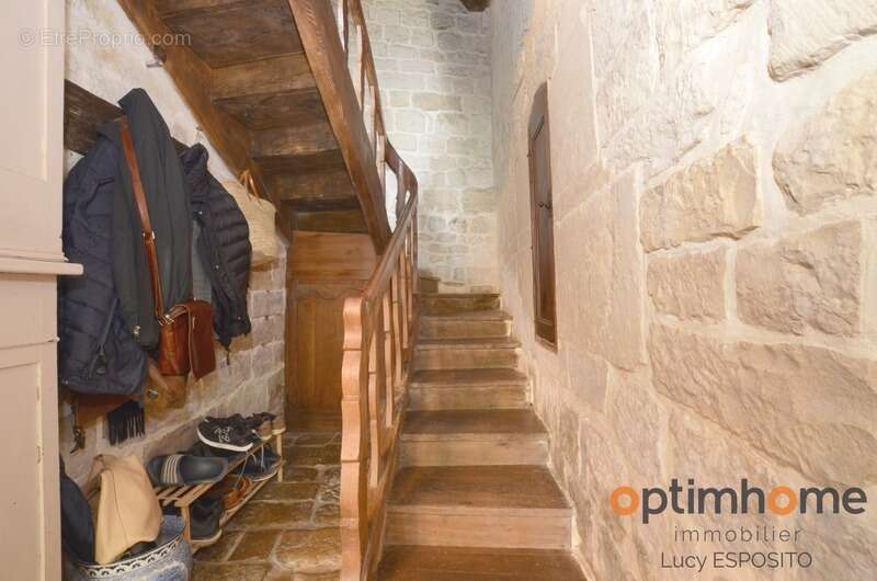 Maison à NANTEUIL-EN-VALLEE