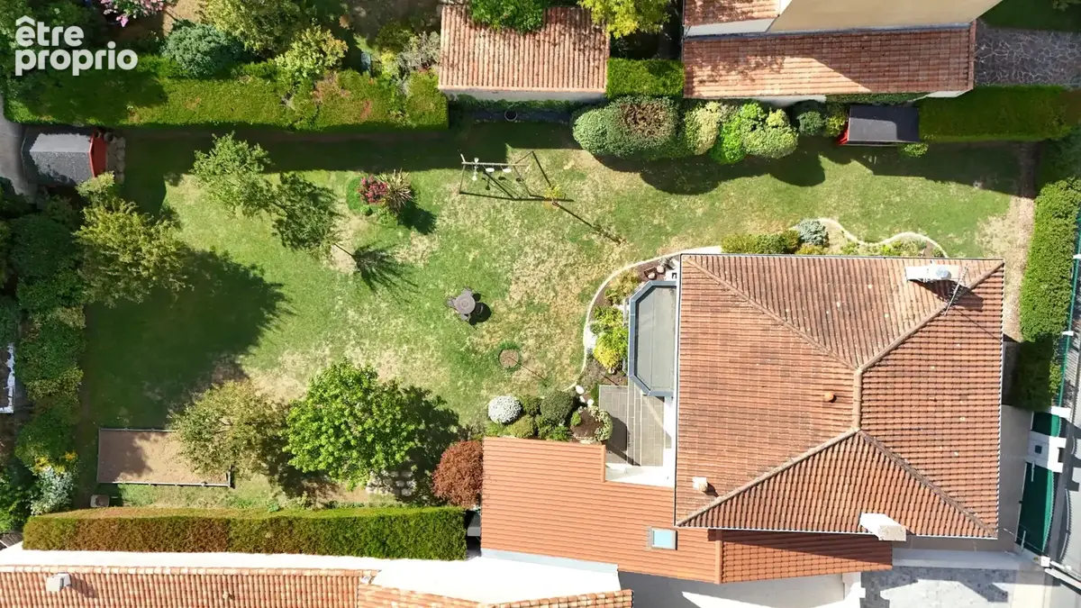 Superbe maison familiale rénovée   5 chambres, bureau, garage et jardin   Poitiers - photo 20