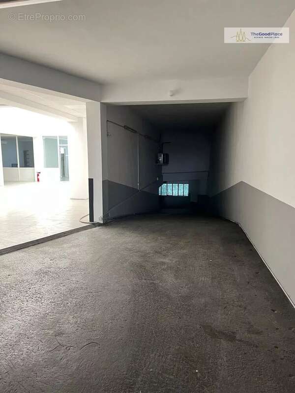 Commerce à MARSEILLE-13E