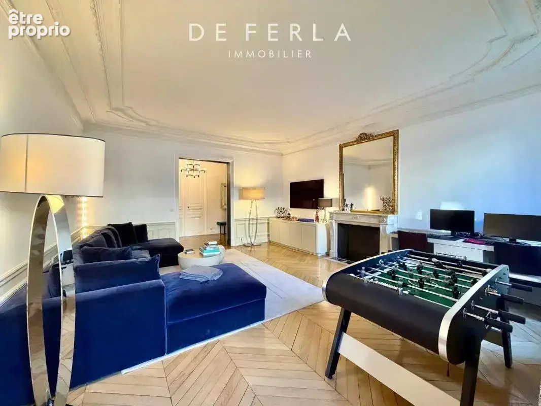 PARIS VII - Appartement traversant au calme absolu - photo 4