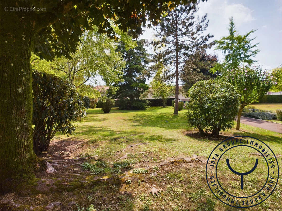 Appartement à SAINT-ANDRE-LES-VERGERS