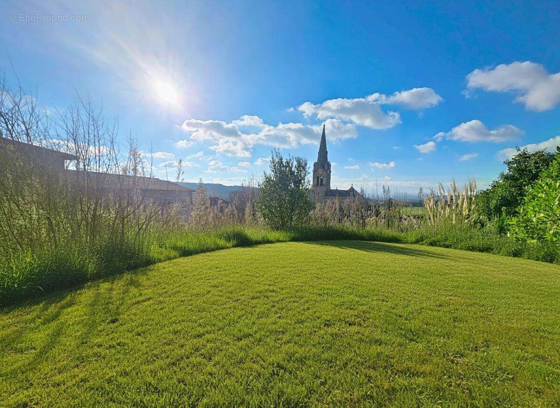 Terrain à OYTIER-SAINT-OBLAS