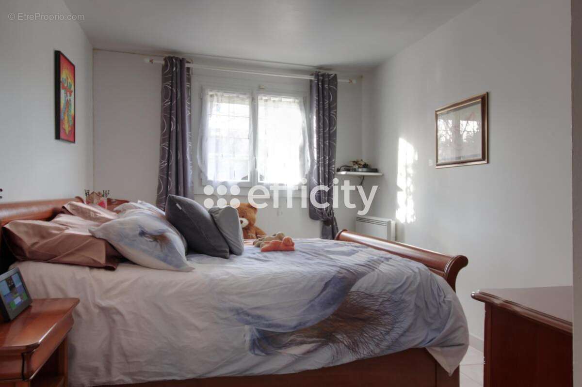 Maison 132 m² à Chelles  - photo 6