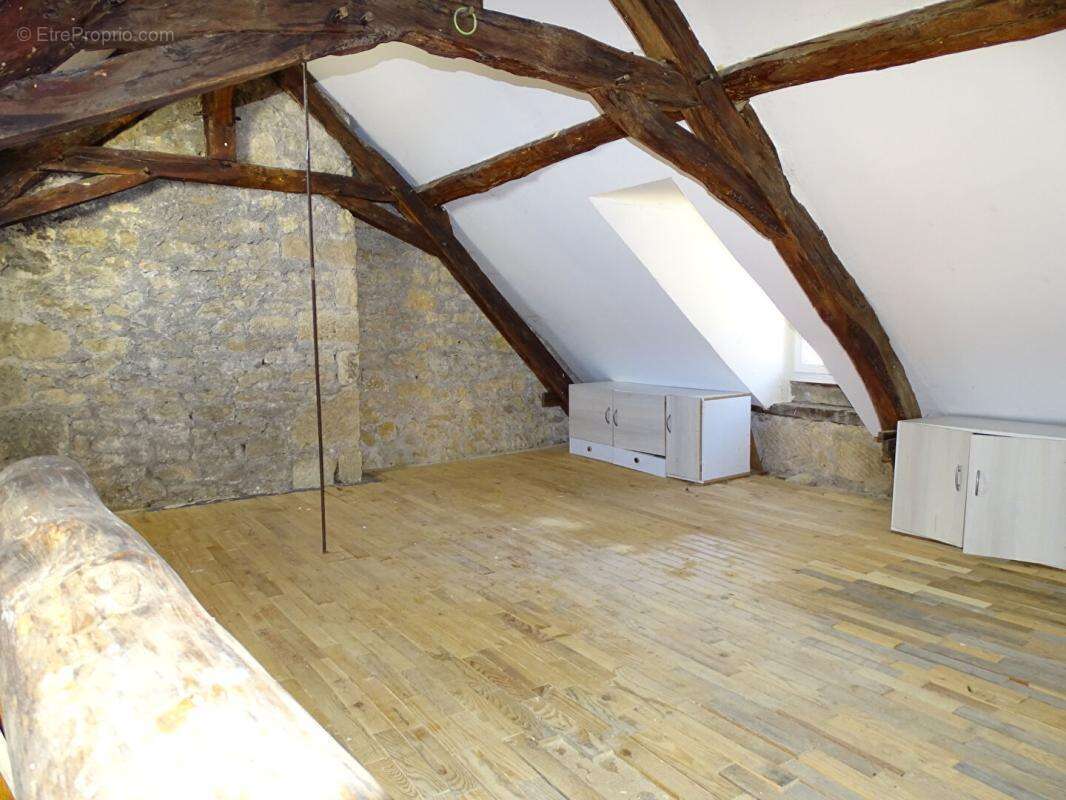 Maison à MONTIGNAC
