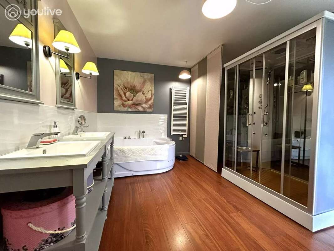 Maison à BRISSAC-QUINCE