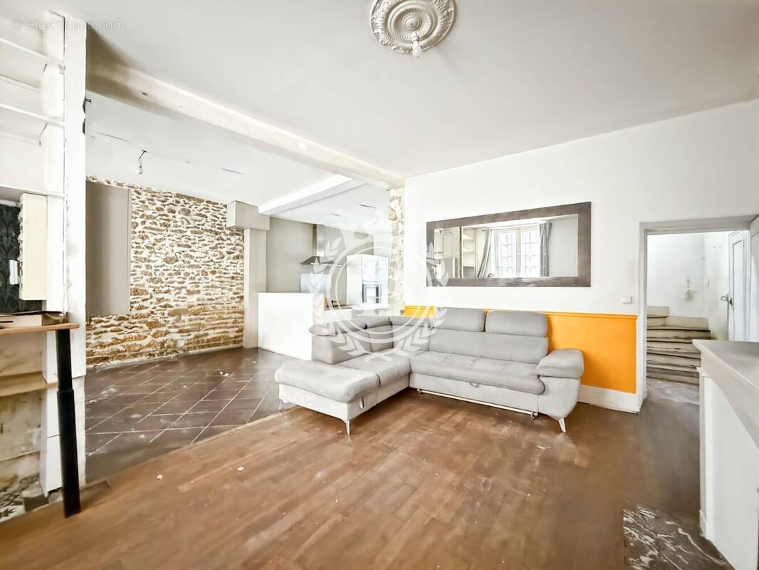 Maison à CHAUMES-EN-BRIE