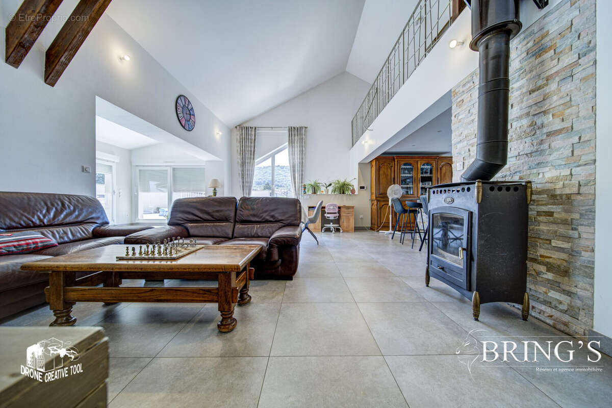 Appartement à FAMECK
