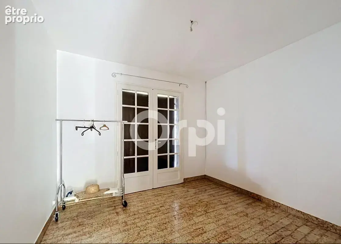  Maison semi‑enterrée de 1980 avec logement indépendant – 1,6 hectare de terrain - photo 11