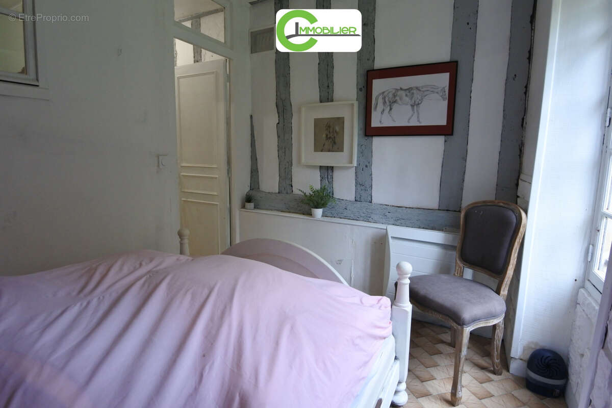 Maison à BONNETABLE