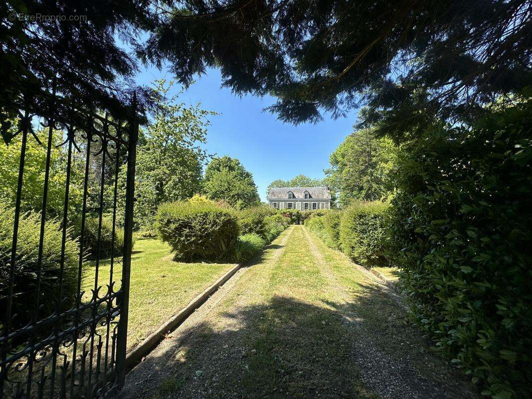 Maison à CAUVILLE-SUR-MER