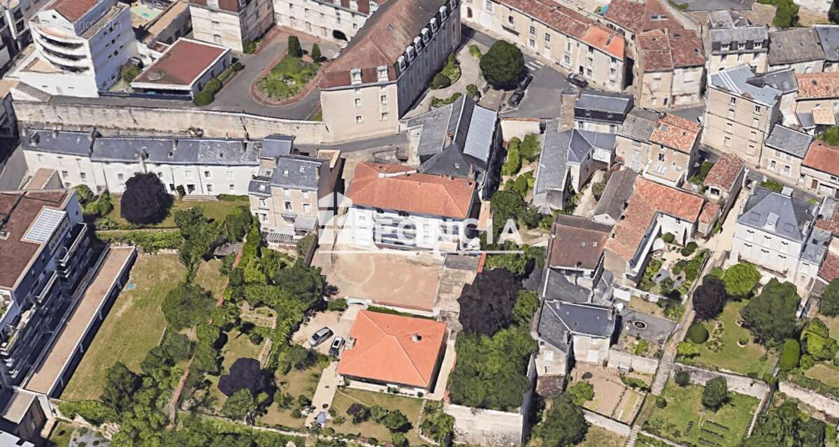 Appartement à POITIERS