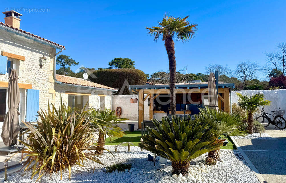 Maison à SAINT-PALAIS-SUR-MER