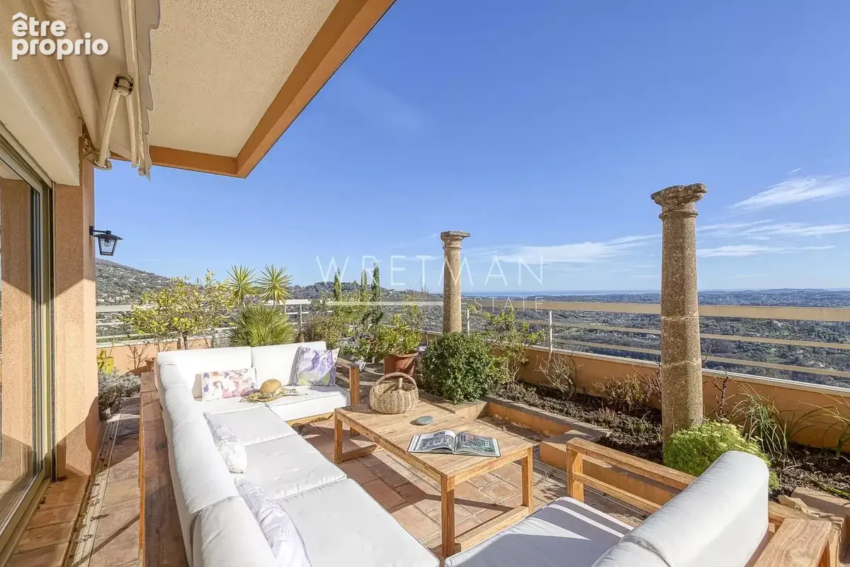 Photo Appartement à Grasse au prix de 1 090 000€