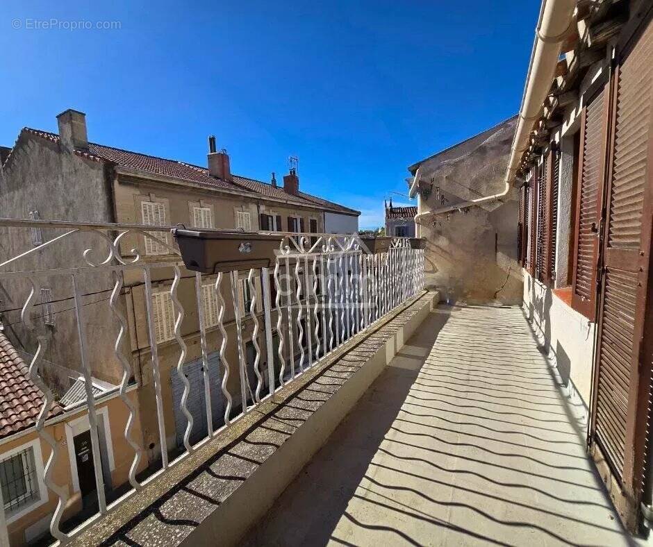 Appartement à MARSEILLE-15E