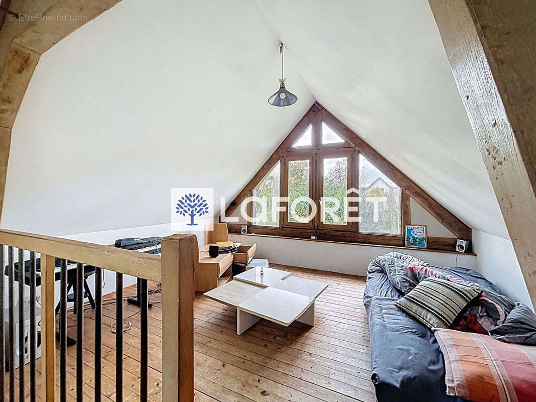 Maison à SAINT-MARTIN-DE-BOSCHERVILLE