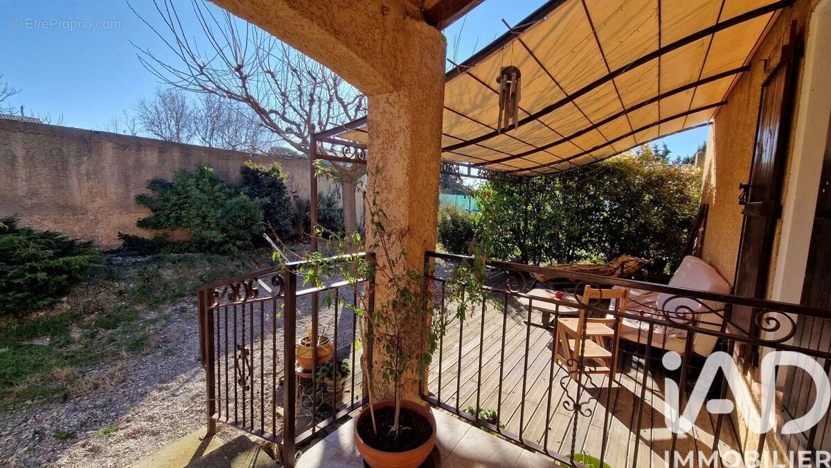 Photo 2 - Maison à VALENSOLE