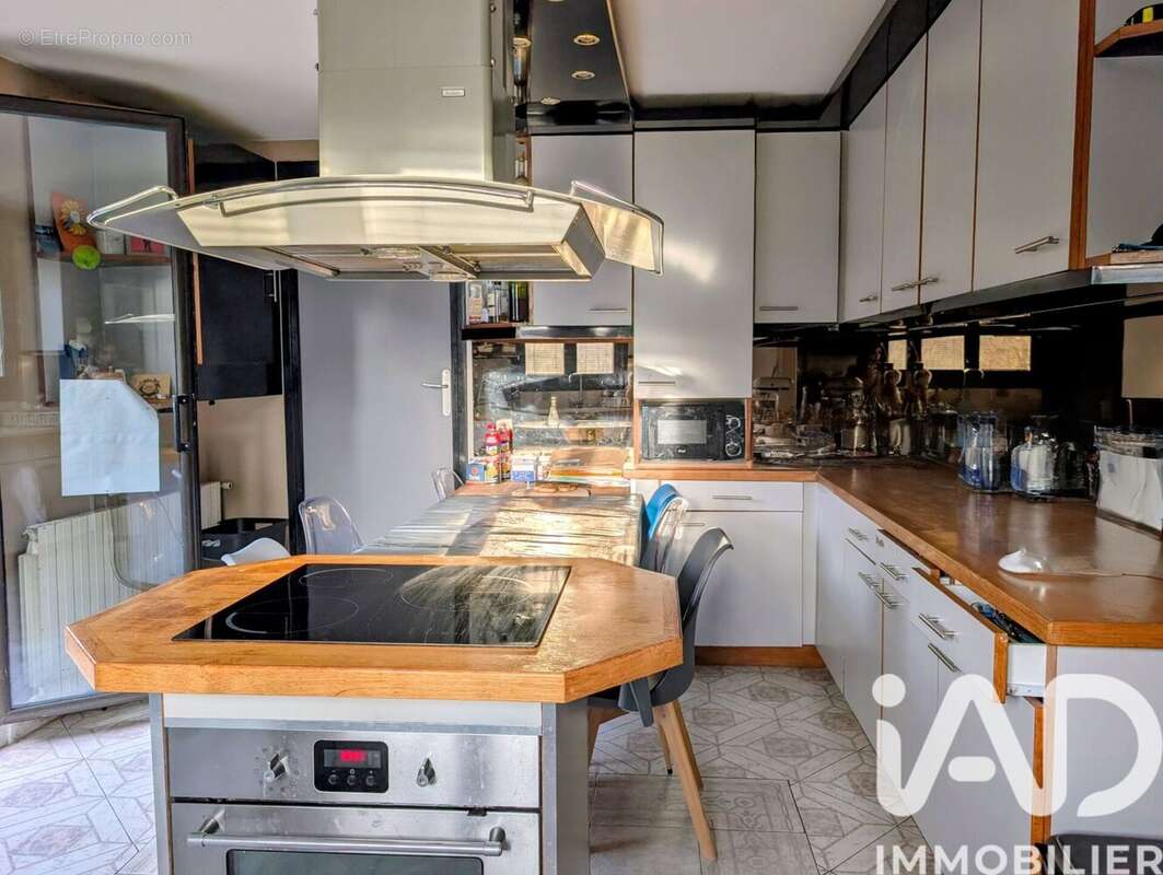 Photo 2 - Maison à BRIE-ET-ANGONNES