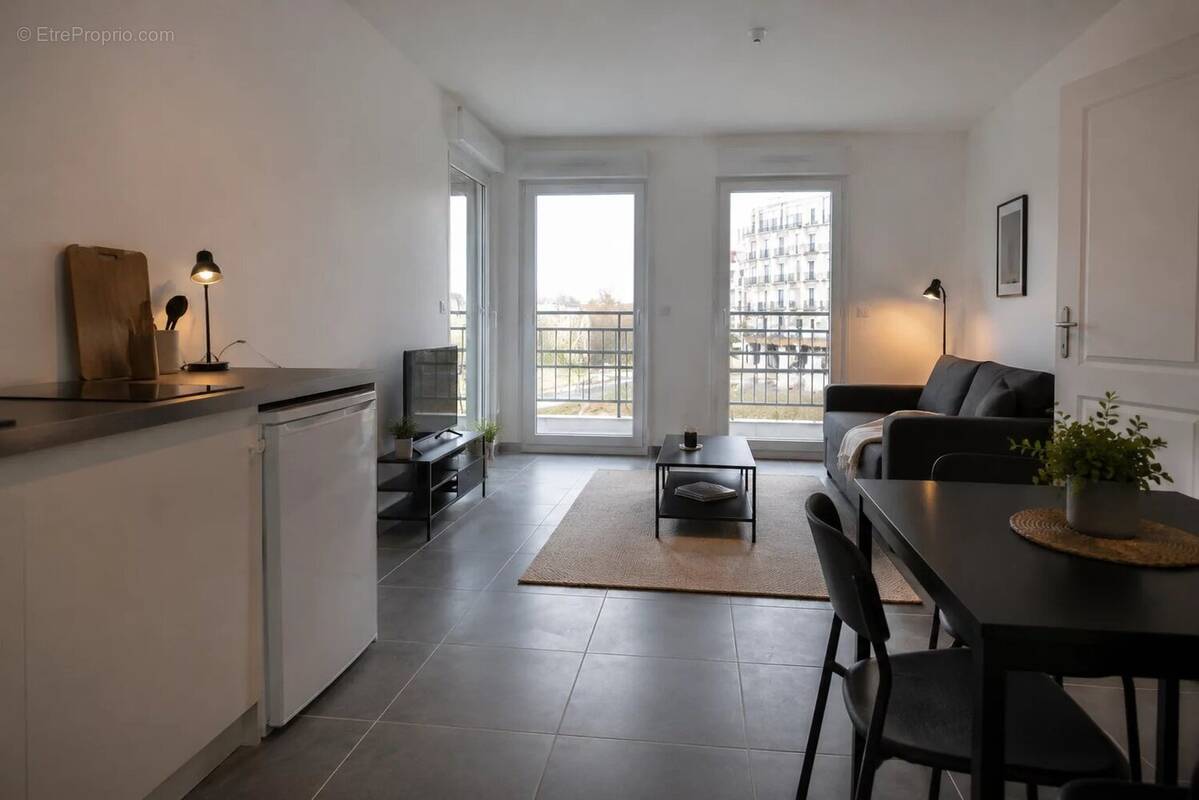 Appartement à ISSY-LES-MOULINEAUX