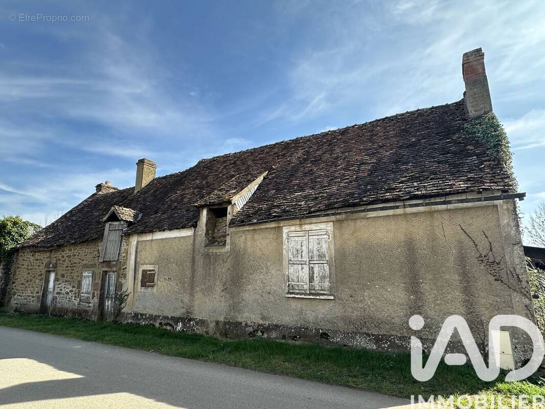 Photo 1 - Maison à SAINT-CHRISTOPHE-DU-JAMBET