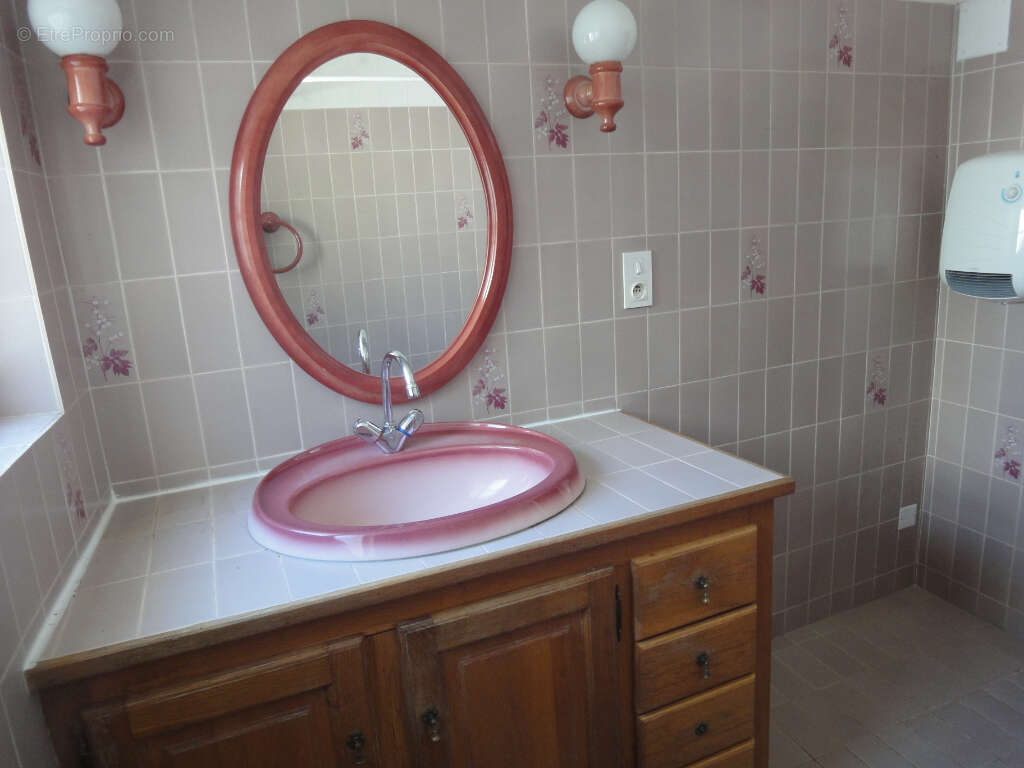 Appartement à VALREAS