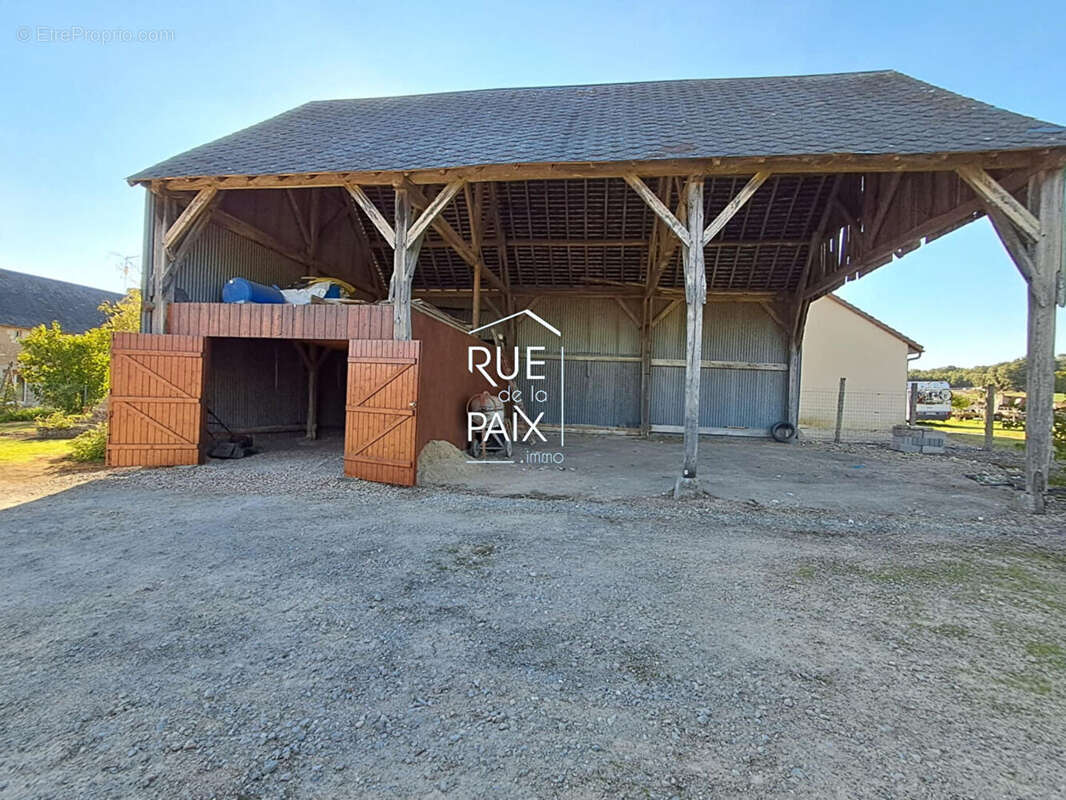 Maison à ANTOGNY-LE-TILLAC